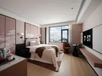 瑞葉·瀾庭酒店（臨滄鳳慶滇紅古鎮店） Hotels in Fengqing