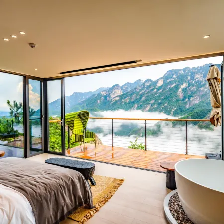 Jiuli Yunxi Wilderness Retreat