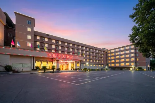Beiliu Grand Hotel (Guijiang Pearl Pedestrian Street)
