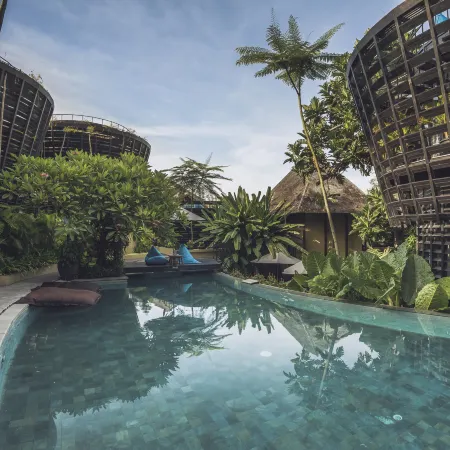 Canggu Cabana Beach Resort By Ini Vie Hospitality Отели рядом с достопримечательностью «Пляж Чангу»