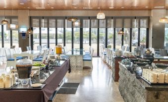 Raon Hotel & Resort