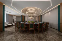West Hotel (Huazhong University of Water Resources and Electric Power Jianghuai Campus, Luoshan)