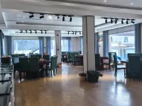 Basu Mingjing Hotel (Ranwu Lake) - Morgenmad
