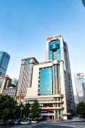 HAZENS HOTEL (Chengdu Chunxi Road Tianfu Square Metro Station Store)