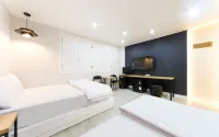 Gyeongsan Love Way Hotels in 