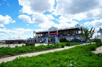 Zhongdu Jixiang Sanbao Yingpan Hotel - parking