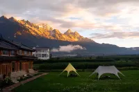 SK Snow Mountain View Garden Hostel - 2-Star