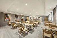 Vienna  Hotel（Pubei Investment Building Aoyuan Square） - parking