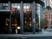 Hannah St Hotel Melbourne Hotel berhampiran Eureka Skydeck 88