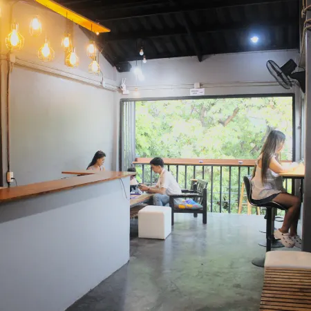 Crew Bangkok Hostel