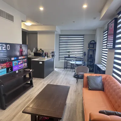 Townhome South Richmond Hill โรงแรมใกล้สถานี Finch Subway Station