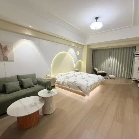 Qingcheng Theme Hotel(bengbu Wanda Store)