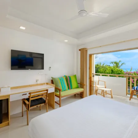 Luau Beach Inn, Maldives