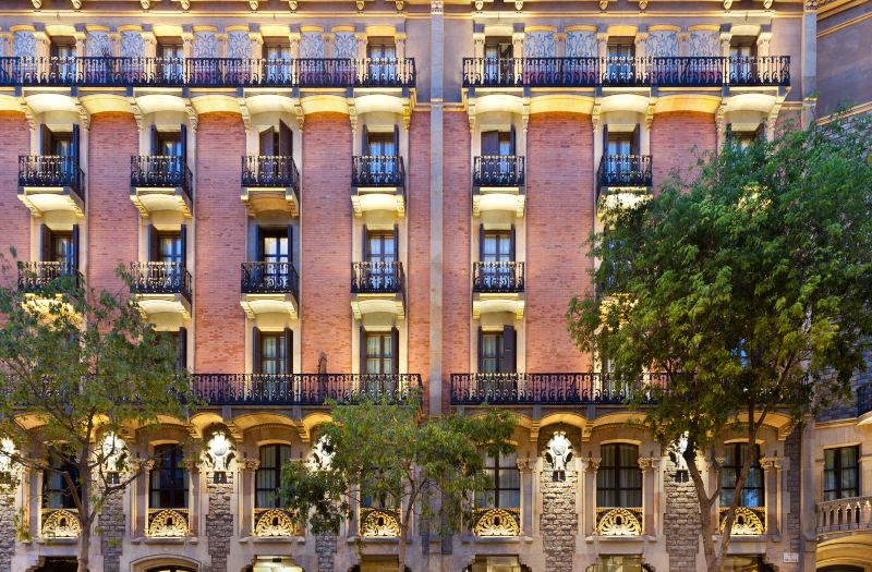 Monument Hotel