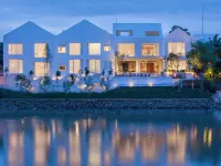 โรงแรมศาลา อยุธยา โรงแรมในริมแม่น้ำ (พระนครศรีอยุธยา)