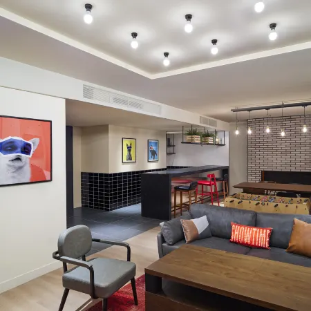 Moxy Seoul, Myeongdong Отели рядом с достопримечательностью «Главный магазин Shinsegae»