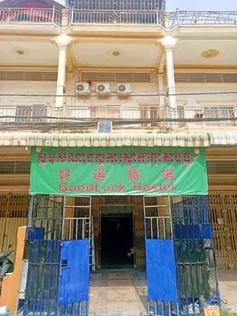 Good Luck Hostel