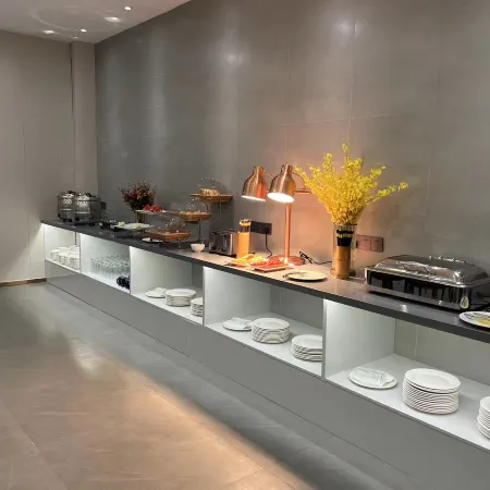 Longkou Jincheng Hotel (Longji Road)