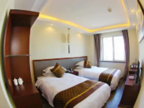 泰安雲巢ホテル（泰山頂） 泰安のホテル