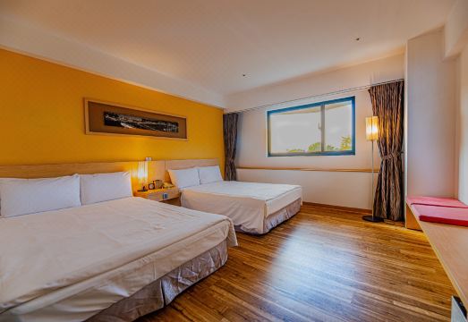 호텔 레저 탐스위