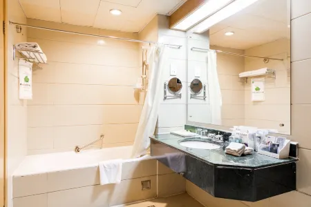 Quangang Hotel Отели рядом с достопримечательностью «Quangang Botanical Garden»