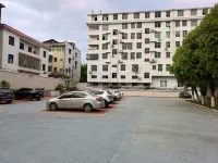 Kunxing Century Hotel (Lotus Plaza) - parcheggio
