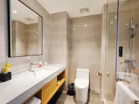 City Comfort Inn Hotel (Hechi Huanjiang Qiche Zongzhan)