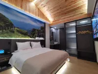 Qinling Mountain Residence