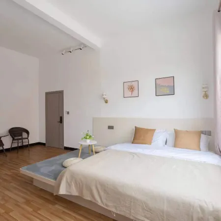 Weizhou Island Xinya Juzhu B&B (Nanwan Street Shiluokou Beach Scenic Area)