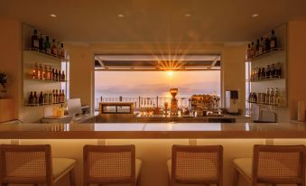 Dali HONG  Ocean- view Hotel(sanshengdaodian)