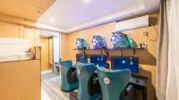 Yunqi E-Sports Hotel (Gao'an South Bus Station)