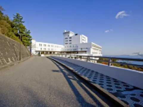 Gamagori Onsenkyo Mikawa Bay Hills Hotel โรงแรมในนิชิโอะ