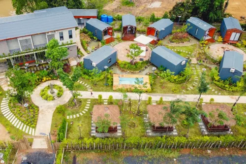 Kampot Tropical Village Hotels in Makprang