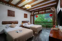 Eleven Eleven · Flower Dream Inn