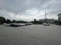 如家素柏·雲飯店（漣水紅日路店） - 停車場