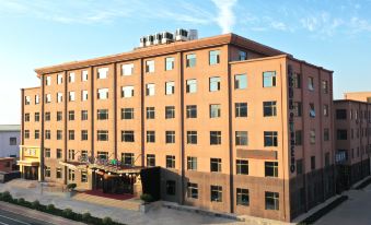 Campanile Hotel (Weihai Film and Television City North High-speed Railway Station)
