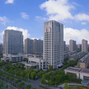 Novotel Shanghai Pudong by Accor（Free shuttle bus）