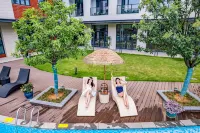 Huzhou Boxin Bay hot Spring Resort Hotel - Infinity Pools