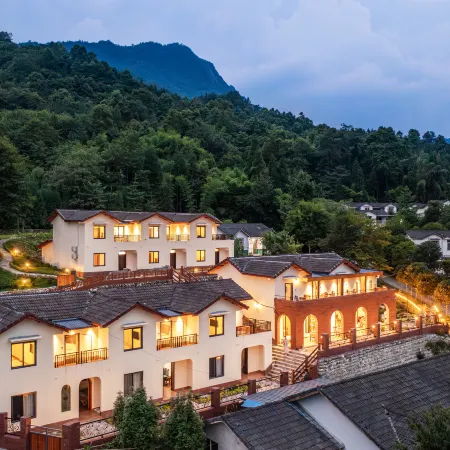 ShanZhong HuaKai Private soup homestay