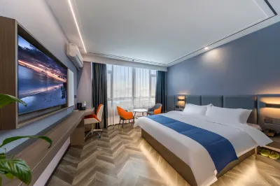 Home Inn UP Huayi Selected Hotel (Junan Lingang Development Zone) Hotels near Qimai Mountain Park