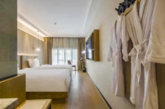 McLaren Hotel (Haiyue Metro Station, Shenzhen Bay Port) Hotels near Shenzhen Bay Park