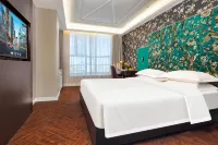 Bindao Holiday Inn(Tanggu Commercial Center Store, Binhai New Area) - Airport Shuttle