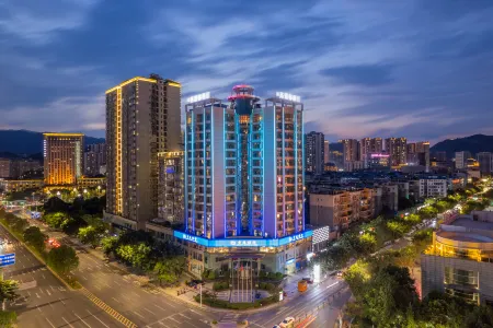 Yuesun Xingaowangdu Hotel (Dazhou Renhe New Town Railway Station) Отели рядом с достопримечательностью «Sichuan University of Arts and Sciences (Lianhu Campus)»