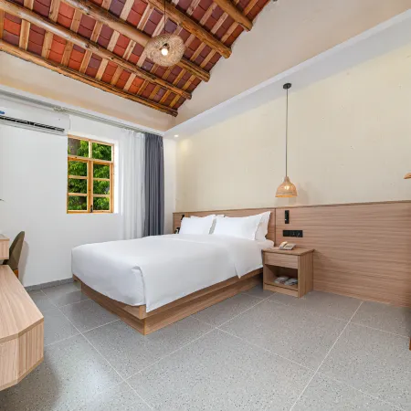 Xiangyu Homestay (Kaipingtangkou Branch)