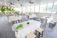 XINGYE·BUFF Hotel (Gaozhuang Xishuangjing Starlight Night Market Branch)