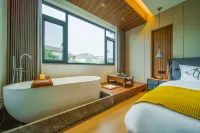 Linxiyuan Homestay (Jianshui Ancient City Small Train Store)