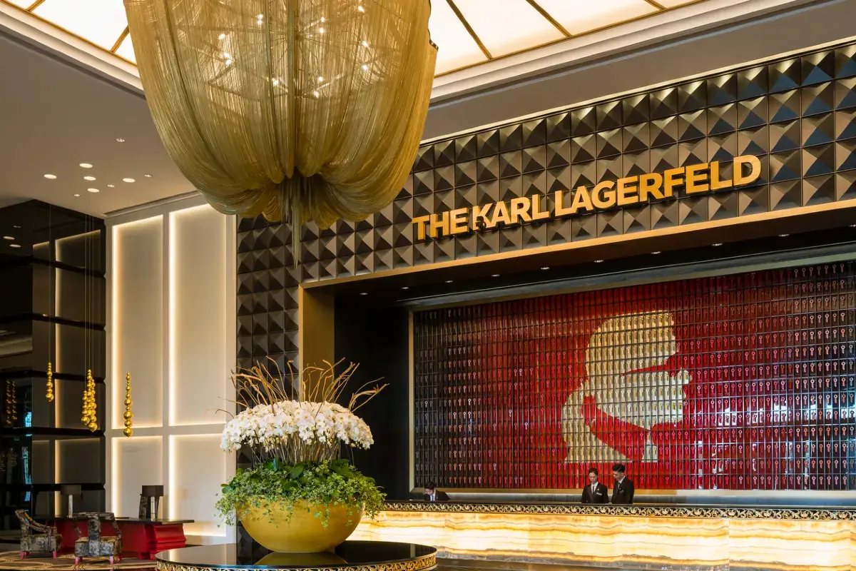 THE KARL LAGERFELD