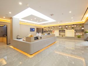 Home Inn Huaxuan Smart Travel Hotel (Anqing Yingjiangsi Renmin Road Pedestrian Street)