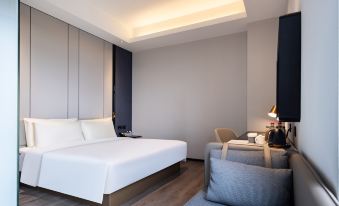 X Hotel Shuguang Atour, Shanghai Wuxu Cruise Terminal - Housity