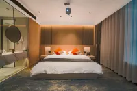 Hotels in Yue